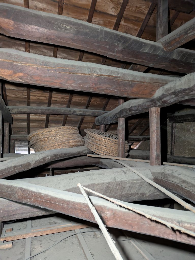 築130年 古民家 隅梁 耐震補強 屋根替え 傾き修正 シロアリ防蟻処理 フルリフォーム 豊橋市 豊川市 新城市 宮大工 画像